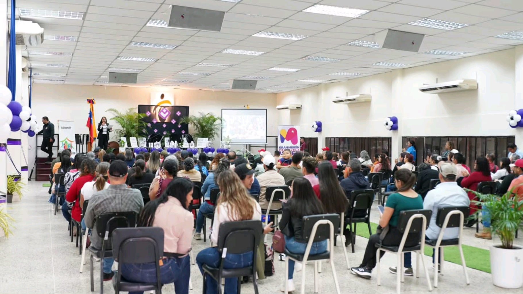 Viceministra Bargiela destaca potencial emprendedor del Táchira y anuncia seguimiento a proyectos comunales